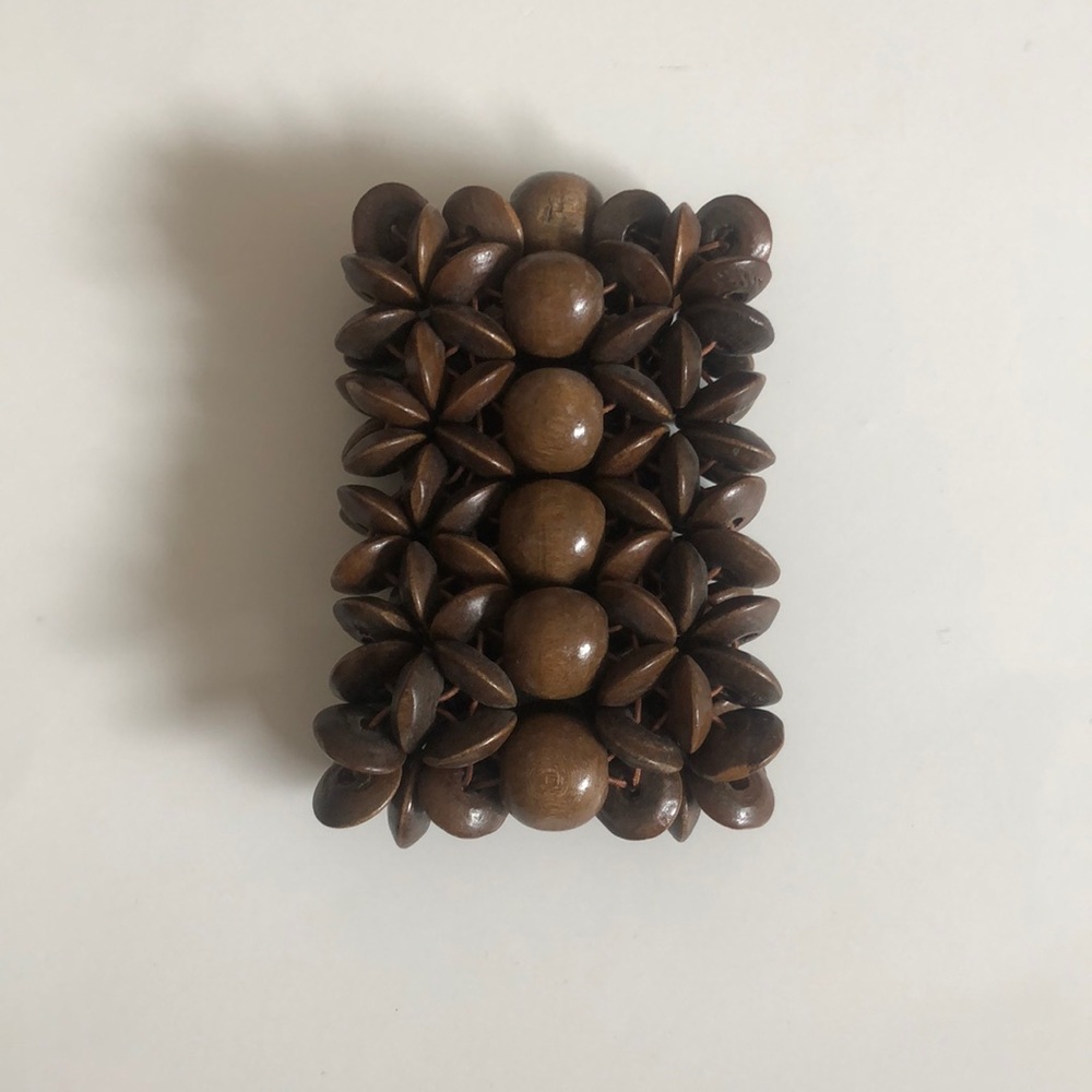Wooden stretch bracelet